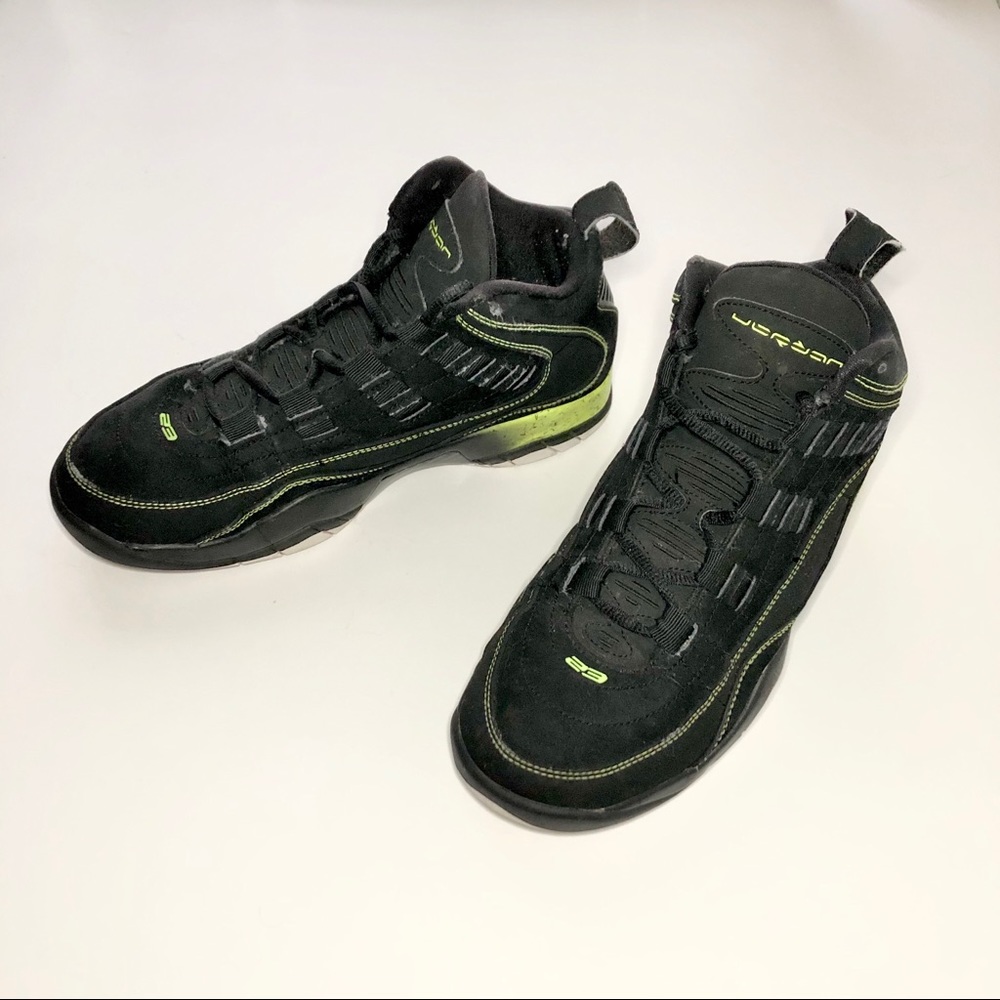 Men’s • Jordan’s 2009 Retro 10 black & Green
